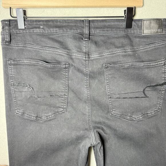 American Eagle High-Rise Jegging Jeans Black Stretch Distressed Lace Detail 16R - Picture 6 of 14